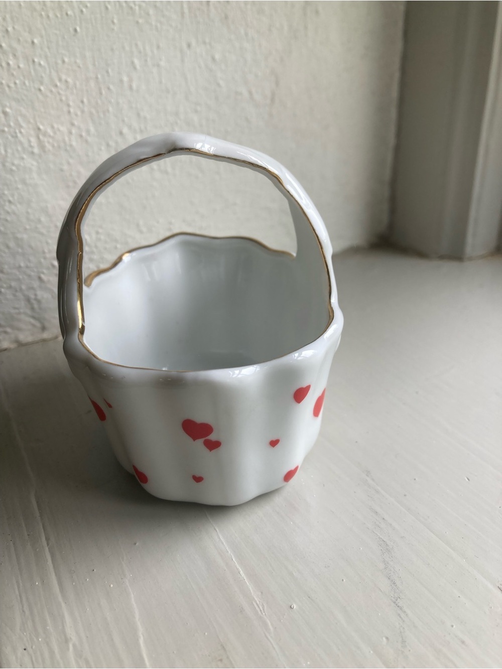 Lefton China Valentine Hearts Small Ceramic Basket Hand Painted - Picture 5 of 7